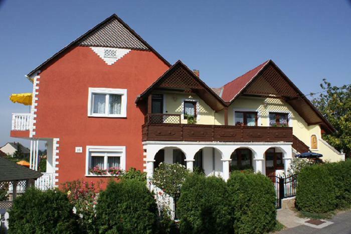 Papp Apartmanhaz Διαμέρισμα Vonyarcvashegy Εξωτερικό φωτογραφία